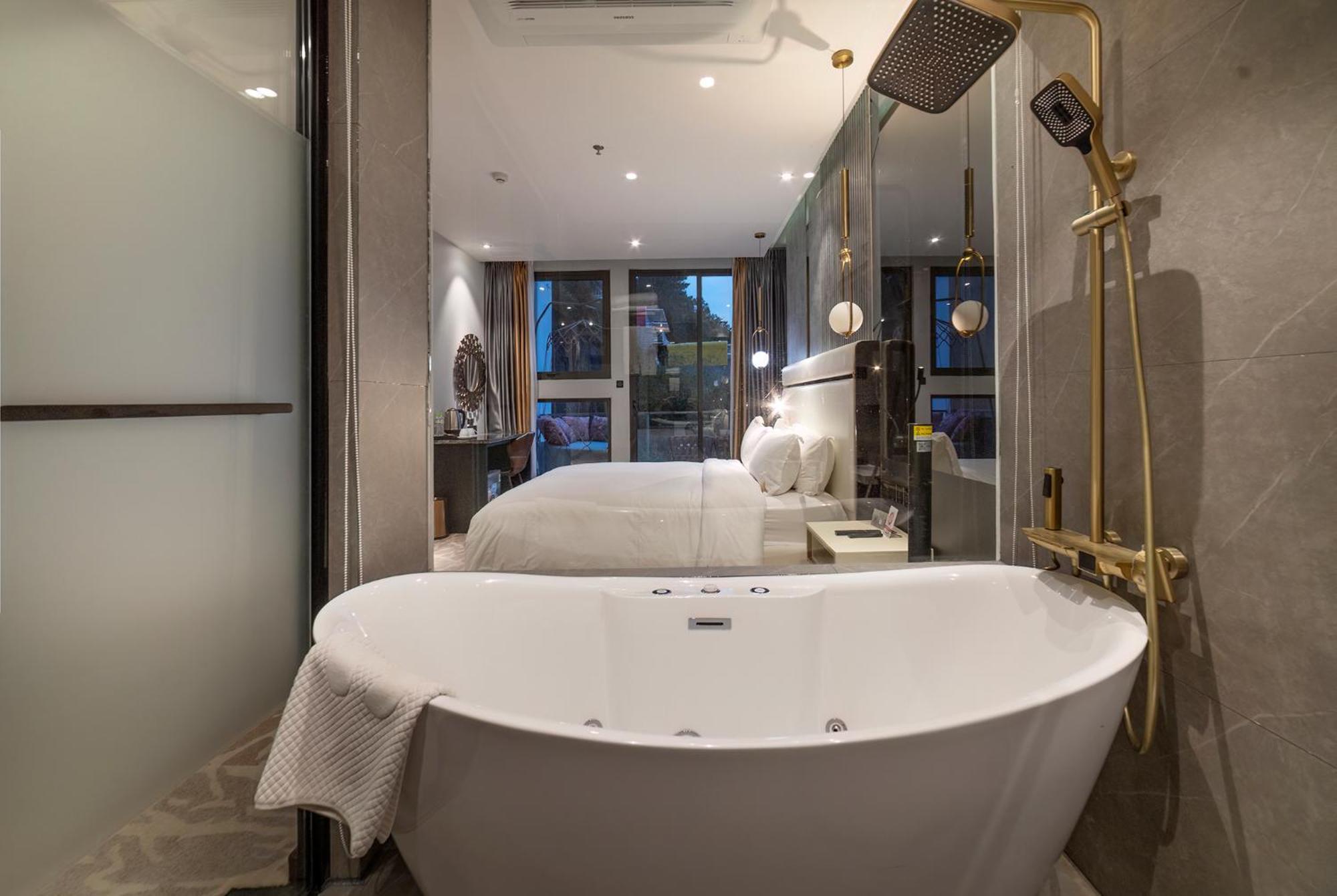New Century Hotel - Dalat Extérieur photo